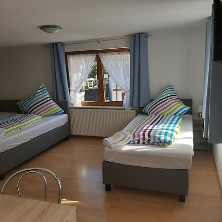 Gaestehaus Pension Waldhorn Weilen unter den Rinnen Εξωτερικό φωτογραφία